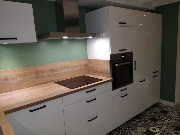 Rénovation cuisine équipée sur mesure LIGHT Blanc Brillant