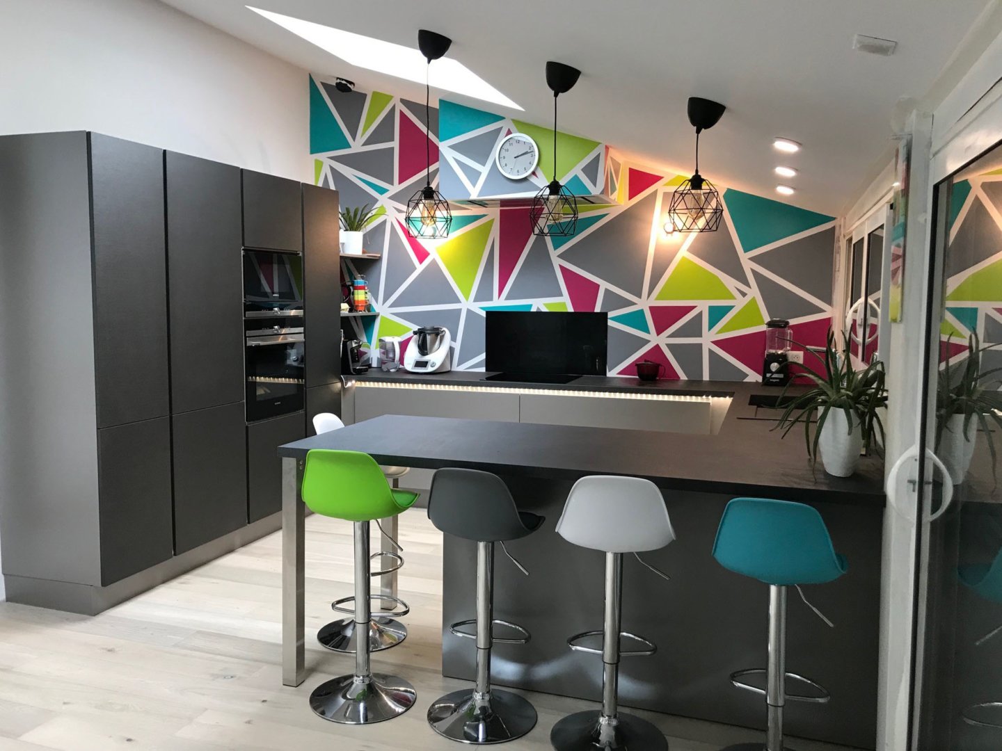 Cuisine équipée sur mesure Label Métal Brossé et Trend Quartz Métal