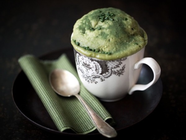mug cake the matcha