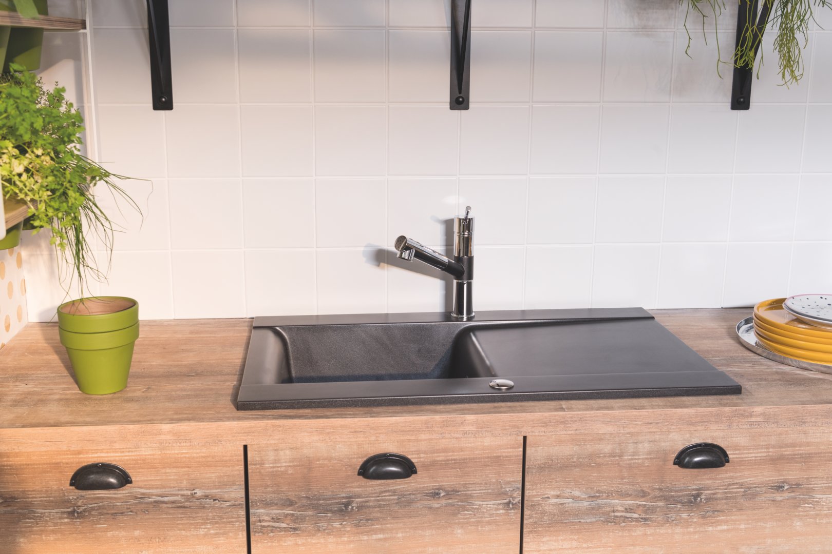 Evier en métal brossé