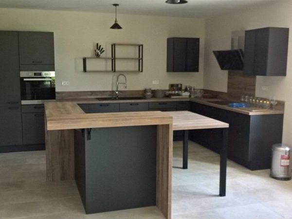 Cuisine équipée sur mesure Label Métal Brossé