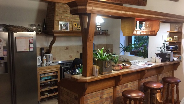 Projet cuisine bois marron Alain P Les Herbiers