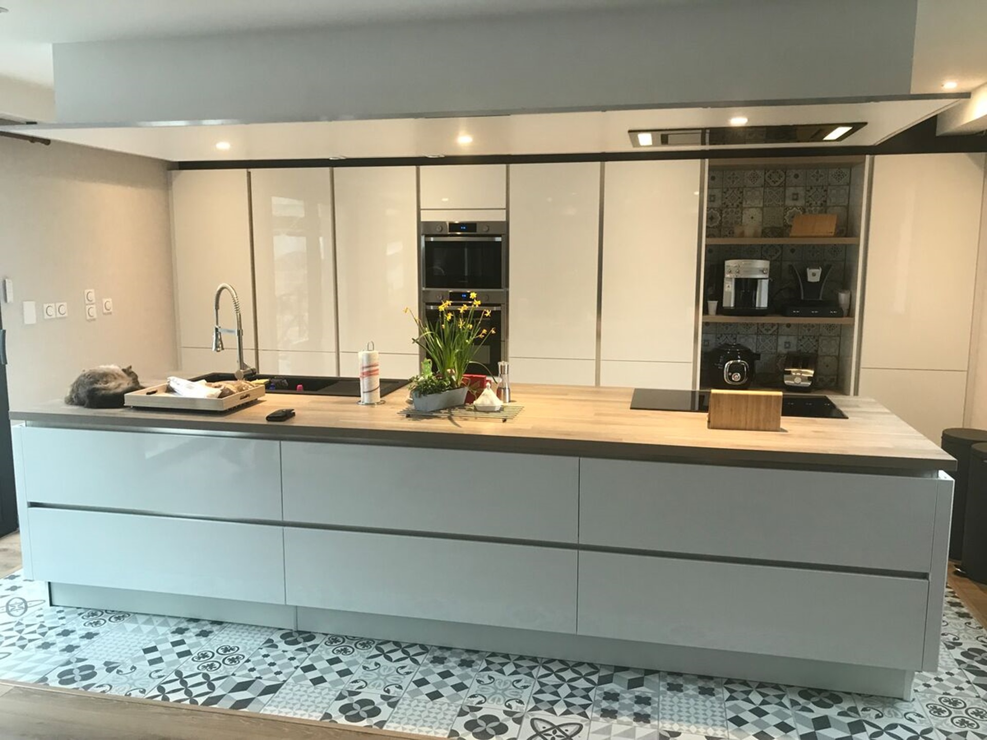 Cuisine équipée sur mesure E-Light Blanc Brillant