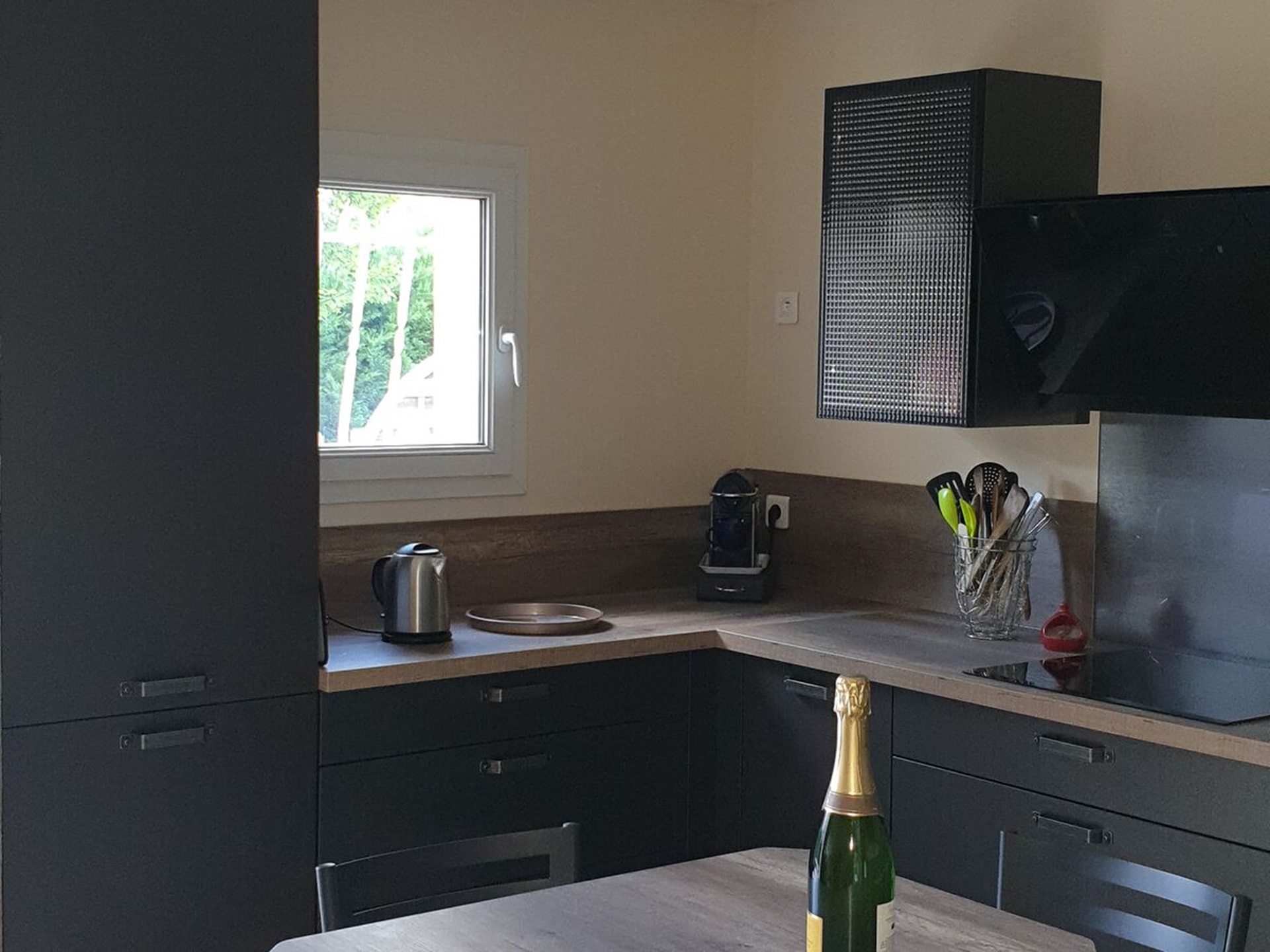 Cuisine avant-après sur mesure Label Métal Brossé