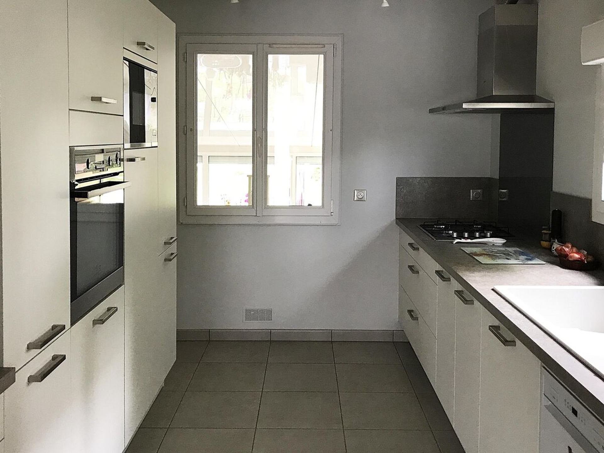 Cuisine équipée sur mesure Light Blanc brillant et Trend + Blanc Mat