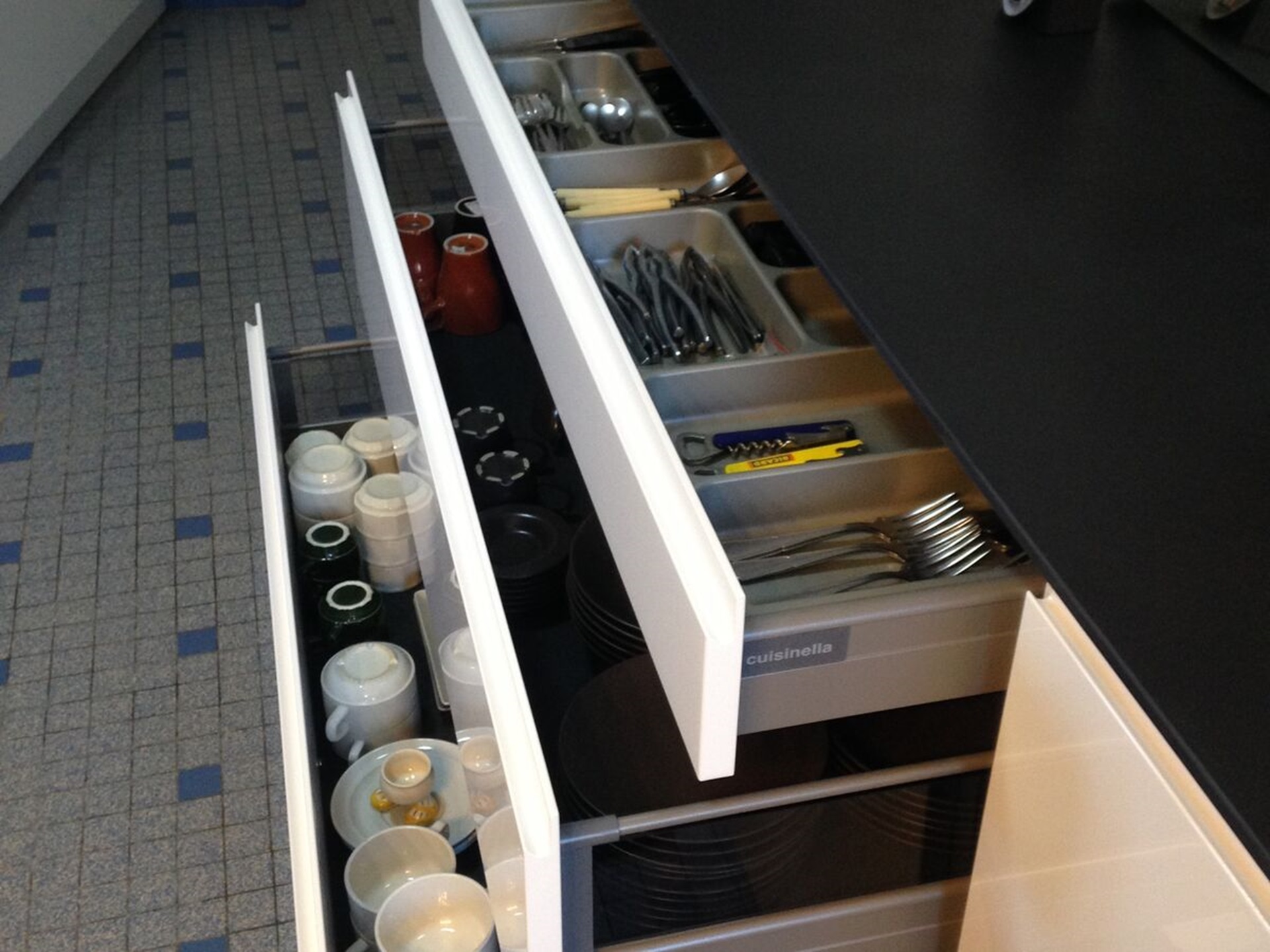 Rénovation cuisine sur mesure Pure Brillant Blanc Brillant