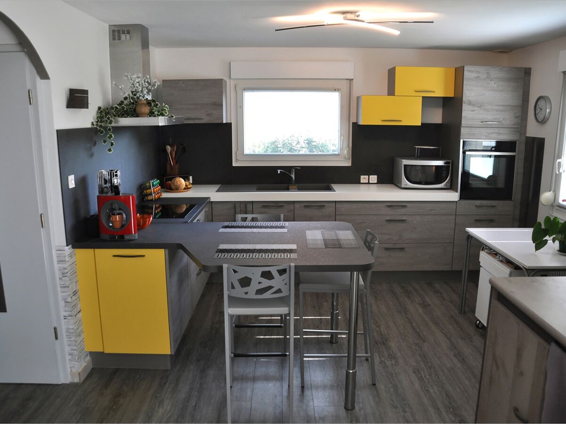 Cuisine équipée sur mesure Label Chêne Sable Synchrone