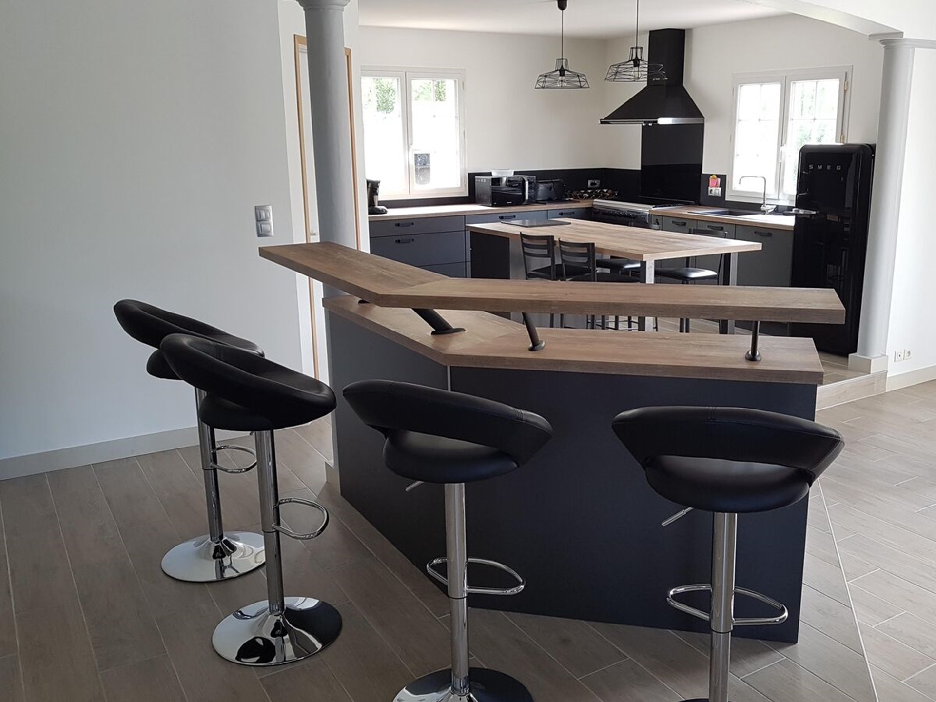 Cuisine avant-après sur mesure Label Métal Brossé