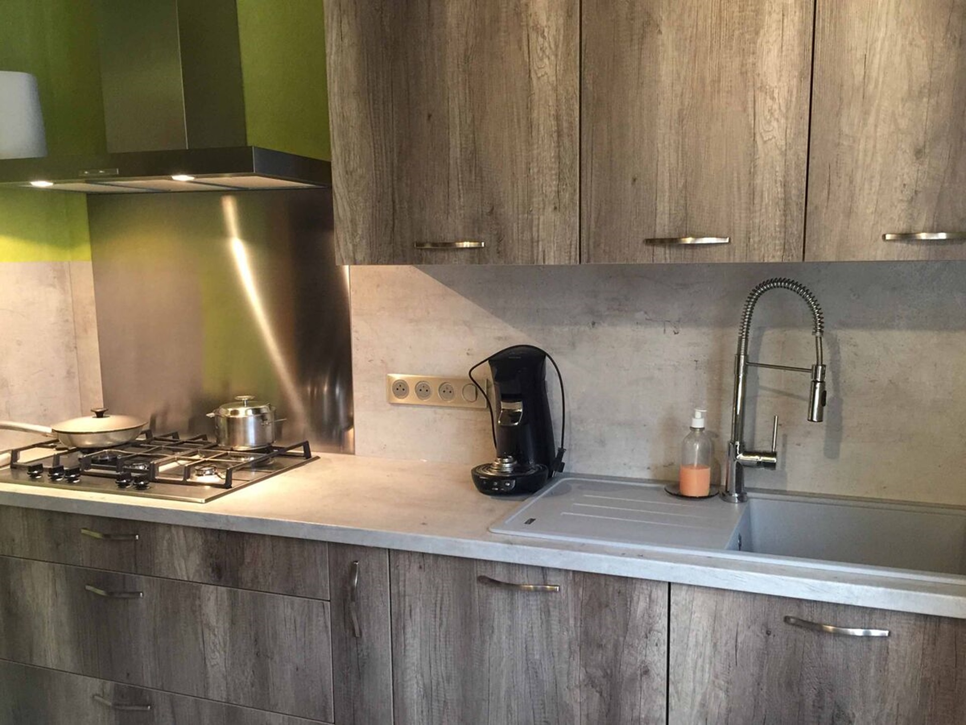 Cuisine avant-après sur mesure Trend + Woody Dark