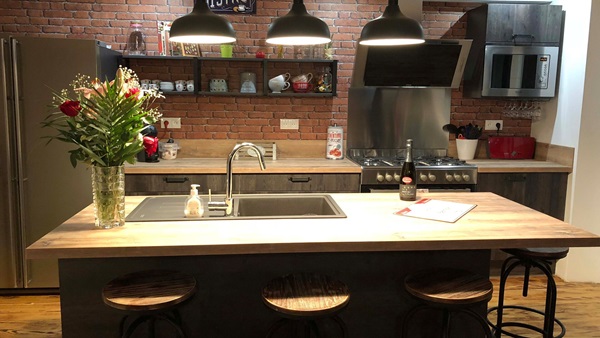 Cuisine équipée sur mesure Vega Woody Dark