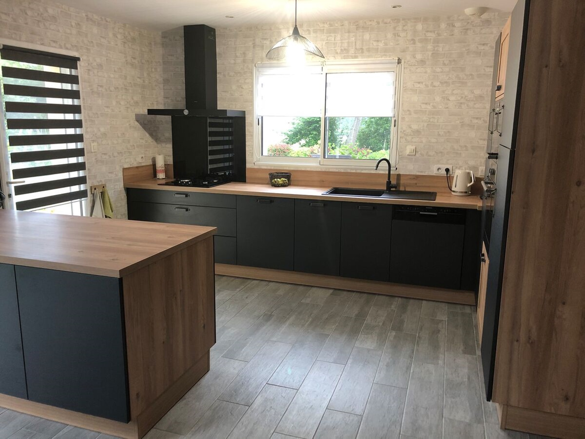 Cuisine avant-après sur mesure Label Métal Brossé