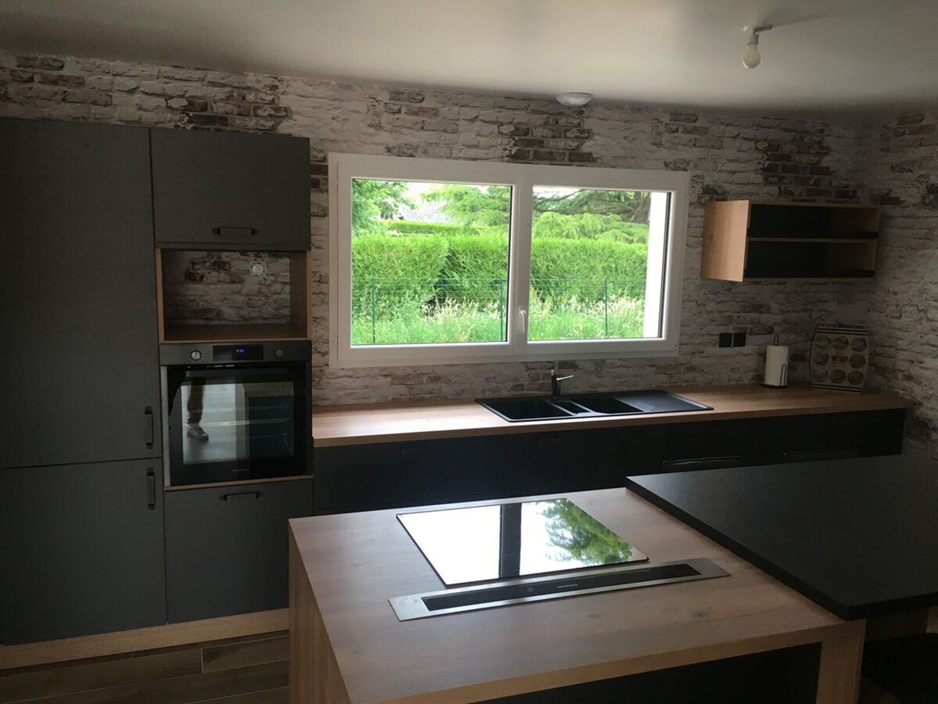 Cuisine avant-après sur mesure Label Métal Brossé